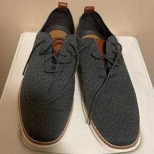 Cole Haan almost new!! Oxford’s size 11!!